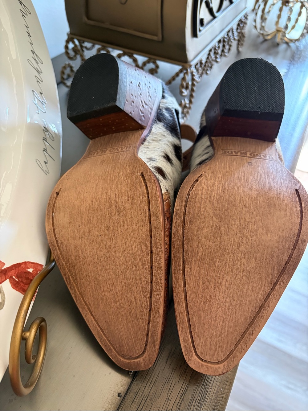 Stylish Brown & White Cowhide Leather Western Heels -Mrya - Picture 4 of 4